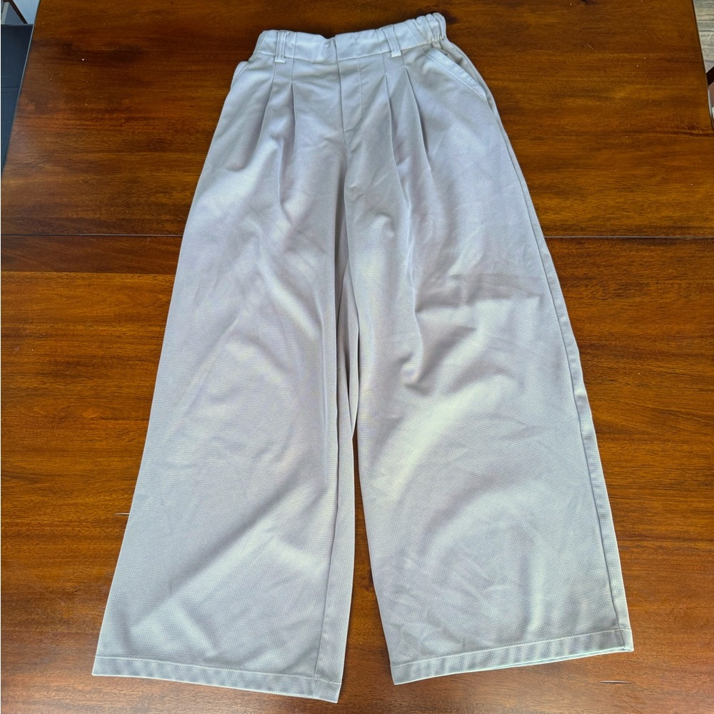 Halara Light Gray Textured Pants - image 3